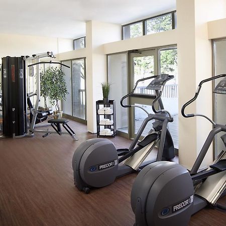Pinestone Resort, Conference Centre, Spa & Golf Course Халибертон Удобства фото