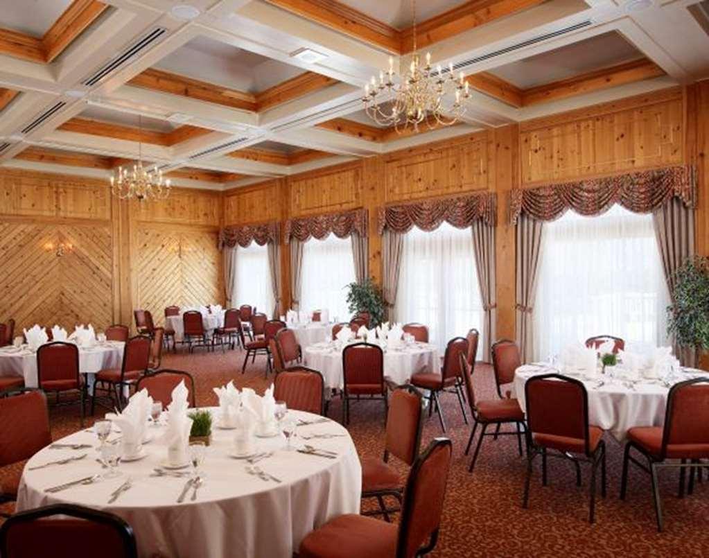 Pinestone Resort, Conference Centre, Spa & Golf Course Халибертон Удобства фото